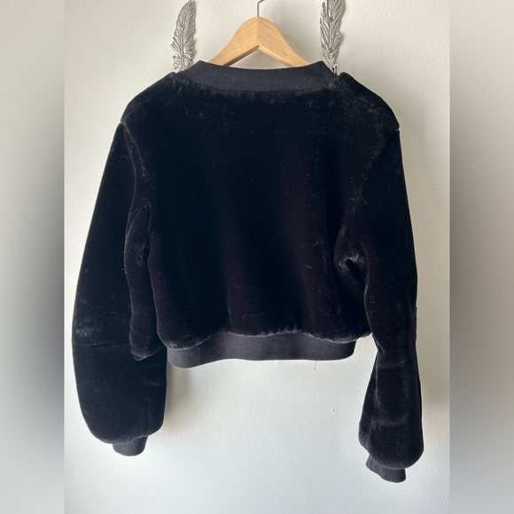 LF Black Faux Fur Cropped Bomber Jacket | Gold Zipper | Party Perfect Outerwear - Picture 7 of 7